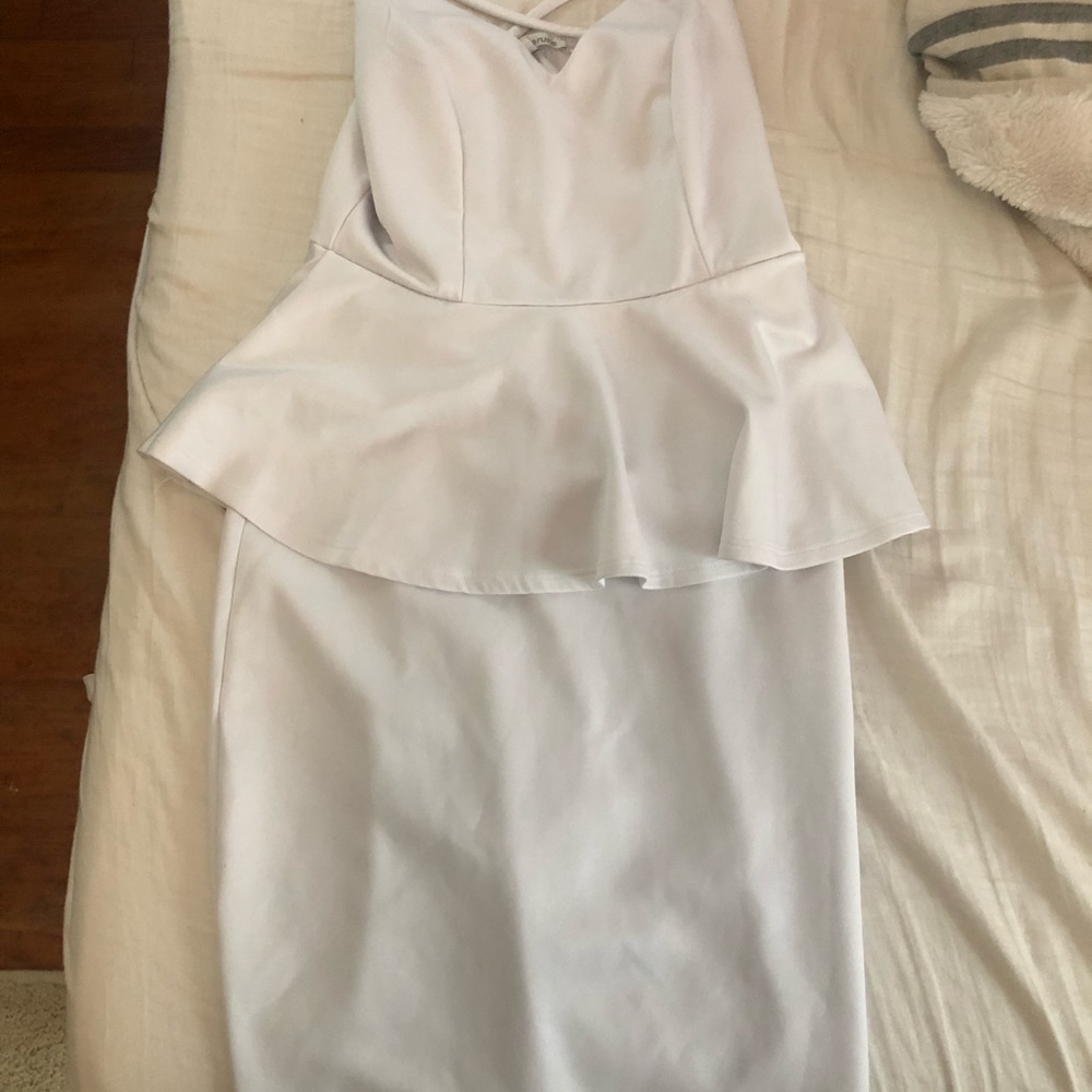 Dress - Picture 3 of 3